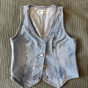 Aritzia Denim Forum Cropped Denim Vest Light Wash Button Front XS
